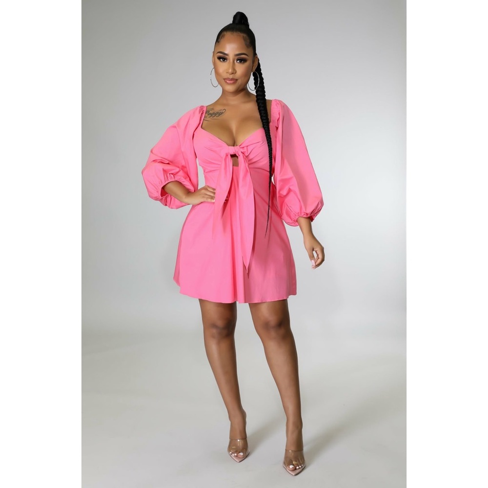 Chic Pink Mini Dress with Puff Sleeves